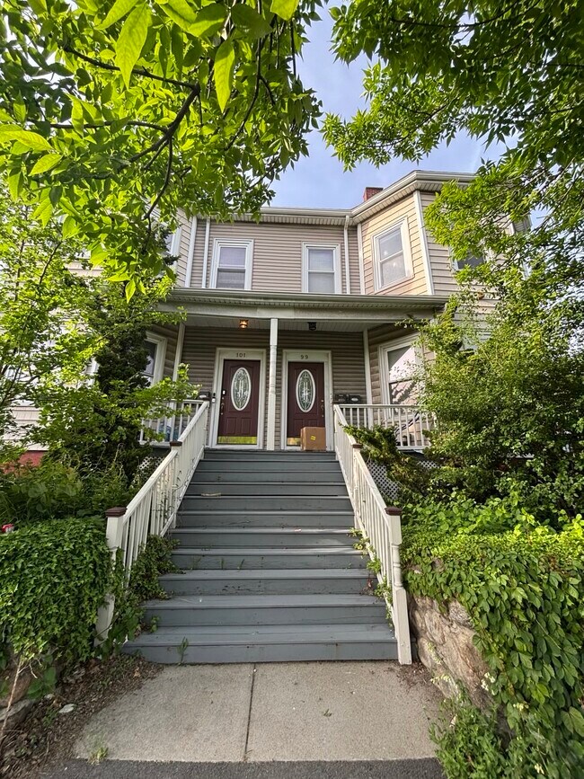 99 Fellsway W in Medford, MA - Building Photo - Building Photo