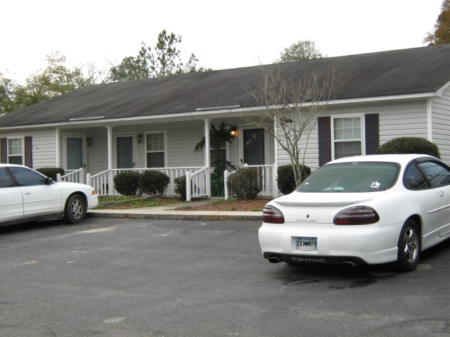 307 Rollins St in Timmonsville, SC - Building Photo - Building Photo