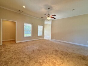 245 Ruben Wells Rd in Hinesville, GA - Building Photo - Building Photo