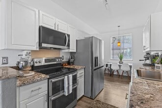 95-996-996 Wikao St in Mililani, HI - Building Photo - Building Photo