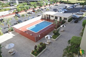 5122 Likini St in Honolulu, HI - Foto de edificio - Building Photo