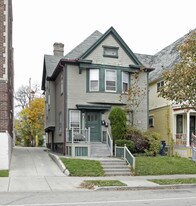 1967-1969 N Farwell Ave Apartments