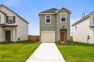 116 Kendall Ln in Maxwell, TX - Building Photo