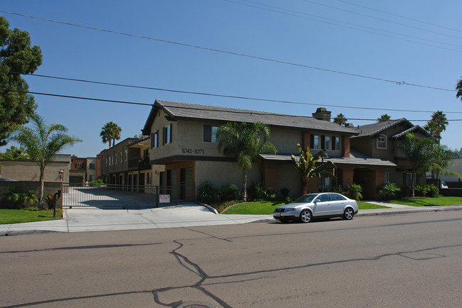 1041-1071 Estes St in El Cajon, CA - Building Photo - Building Photo