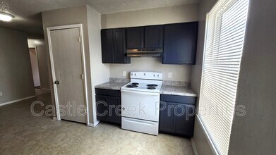 425 NW 120th St in Oklahoma City, OK - Building Photo - Building Photo