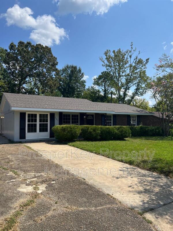 5021 Greensboro Ct in Montgomery, AL - Building Photo - Building Photo