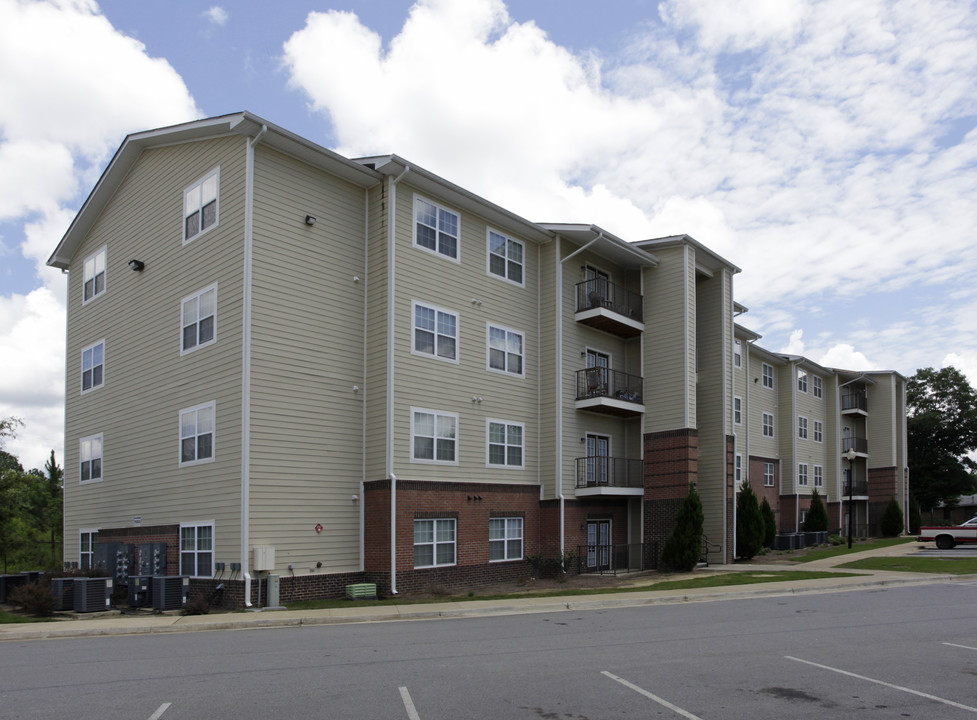 Avalon Apartment - Income Restricted in Columbus, GA - Foto de edificio