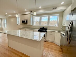 5506 N Glenwood Ave in Chicago, IL - Foto de edificio - Building Photo