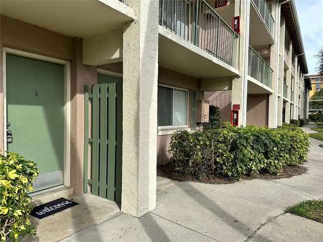property at 121 Oyster Bay Cir