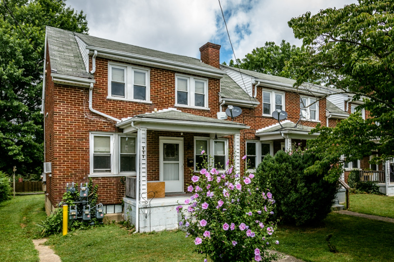 409 Florence Ave in Waynesboro, VA - Building Photo