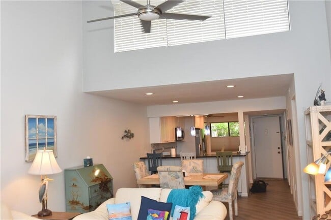 1508 Pelican Cove Rd, Unit GR232 in Sarasota, FL - Building Photo - Building Photo