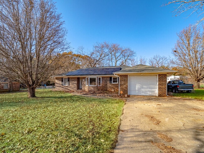 4635 Fountain Ct in Dalzell, SC - Building Photo - Building Photo