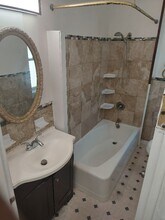 36 West End Ave in Trenton, NJ - Building Photo - Building Photo