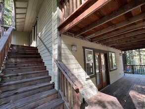 19496 Hidden Valley Rd in Guerneville, CA - Building Photo - Building Photo