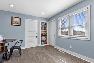 311 E Rosedale Ave in Milwaukee, WI - Building Photo - Building Photo