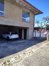 1820 Makuahine St in Honolulu, HI - Building Photo - Building Photo