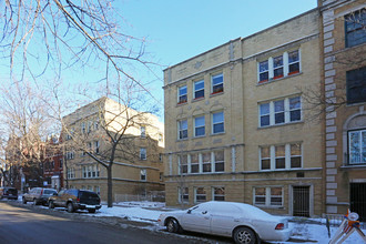 6811-6819 N Lakewood Ave in Chicago, IL - Foto de edificio - Building Photo