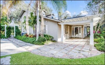 611-689 89th St NW in Bradenton, FL - Building Photo - Building Photo