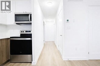 40 Palace St in Kitchener, ON - Building Photo - Building Photo