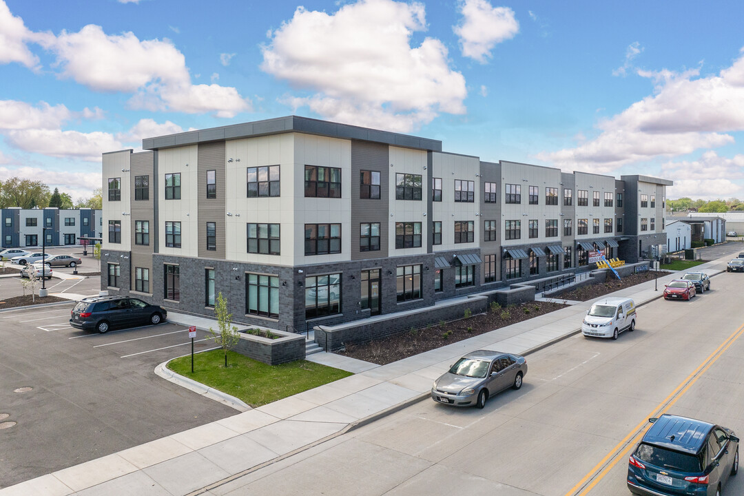 Berkshire Ashwaubenon Townhomes in Green Bay, WI - Foto de edificio