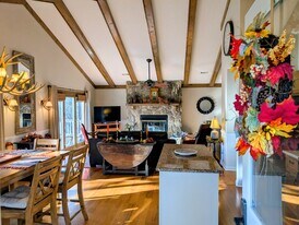 842 Saddle Back Cir in Dillard, GA - Building Photo