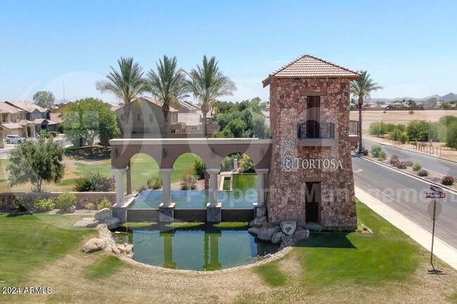 property at 36556 W San Capistrano Ave