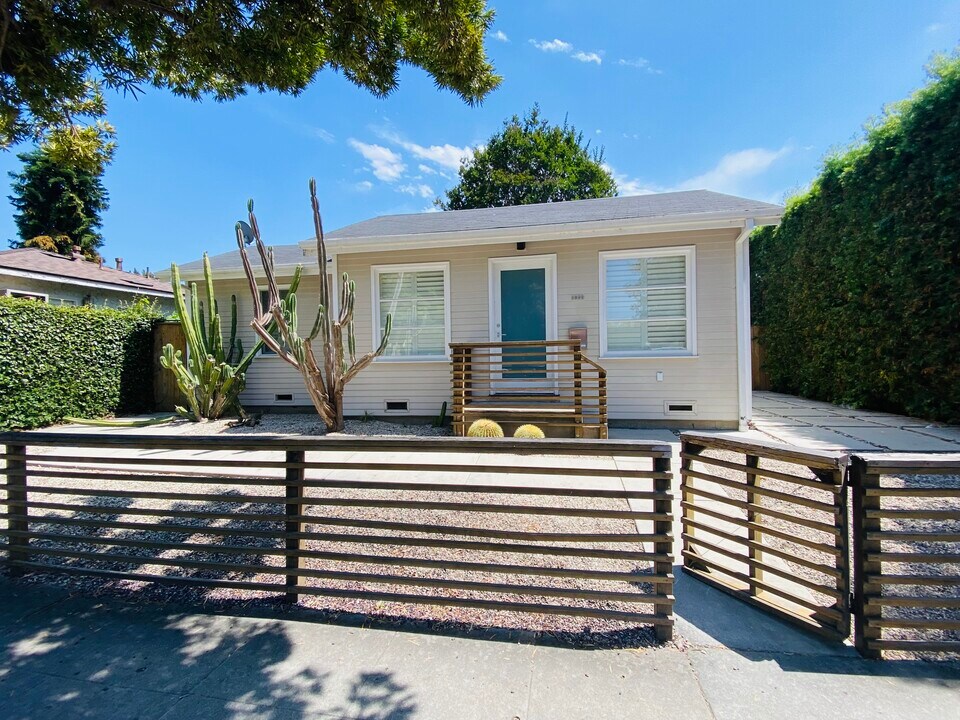 2958 Exposition Blvd, Unit #1 in Santa Monica, CA - Building Photo