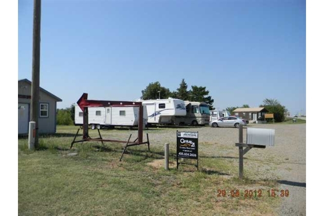 107 S Hwy 177 in Carney, OK - Building Photo