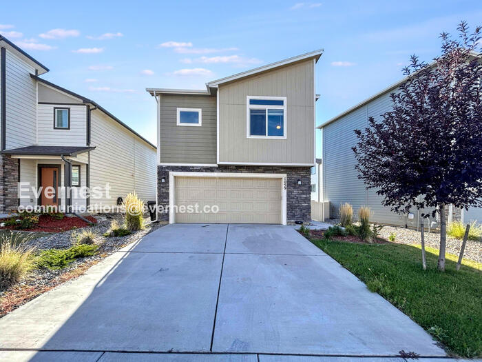 1059 Cana Grove in Colorado Springs, CO - Foto de edificio