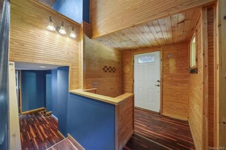 425 Old Dutch Hollow Rd-Unit -Unit 1 in Monroe, NY - Foto de edificio - Building Photo