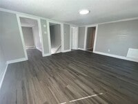 1403 Collier St photo'