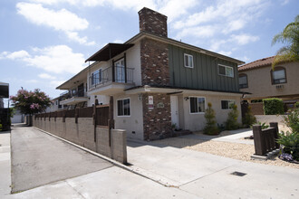 1240 W Gardena Blvd in Gardena, CA - Building Photo - Building Photo