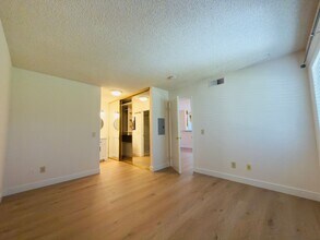 13206 Wimberly Square in San Diego, CA - Building Photo - Building Photo