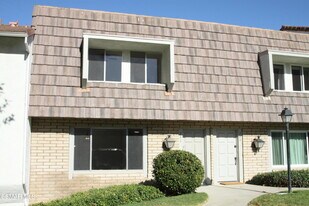 291 Green Moor Pl in Thousand Oaks, CA - Building Photo