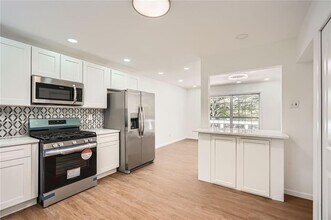 4201 Regal Ridge Rd in Austell, GA - Building Photo - Building Photo