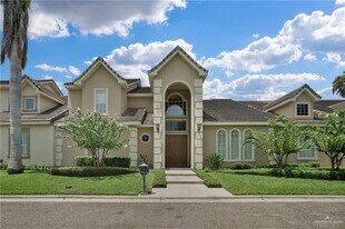 21 Bales Rd in McAllen, TX - Building Photo