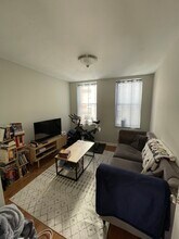 210 Hanover St, Unit 14 in Boston, MA - Building Photo - Building Photo