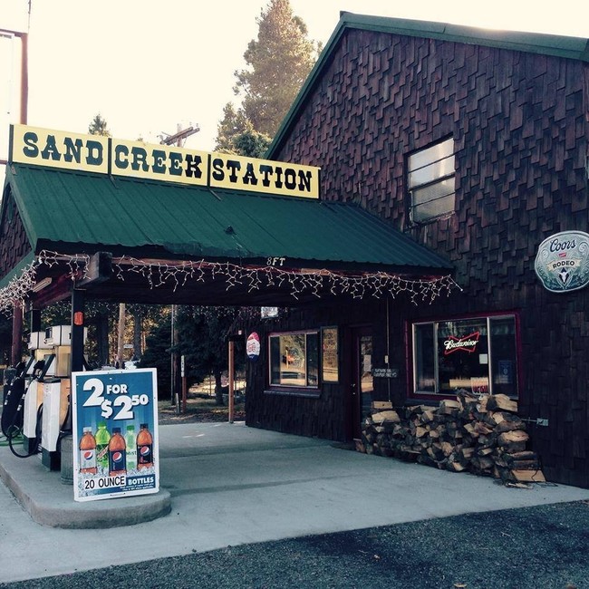 Sand Creek Station in Chiloquin, OR - Foto de edificio - Building Photo