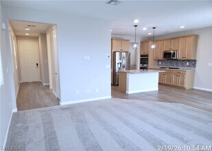 10122 Ashford Ml Ct in Las Vegas, NV - Building Photo - Building Photo