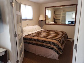 1775 W Gore Creek Dr-Unit -1 Bedroom in Vail, CO - Building Photo - Building Photo