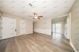 2601 Yorkshire Ave in Moore, OK - Building Photo - Building Photo