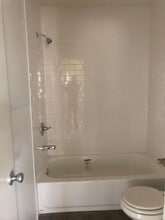 39503 LA-74 in Gonzales, LA - Building Photo - Building Photo