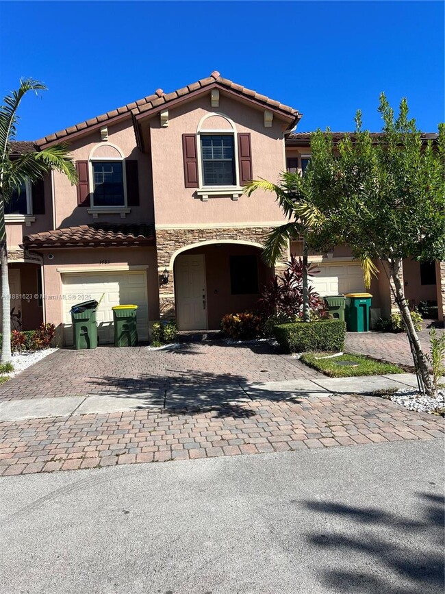 3783 SE 3rd St in Homestead, FL - Building Photo - Building Photo