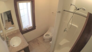 6109 Kalaniana?ole Hwy in Honolulu, HI - Building Photo - Building Photo