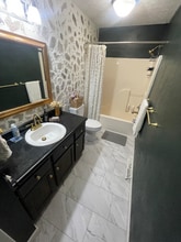 2271 Sunburst Rd in Evington, VA - Foto de edificio - Building Photo