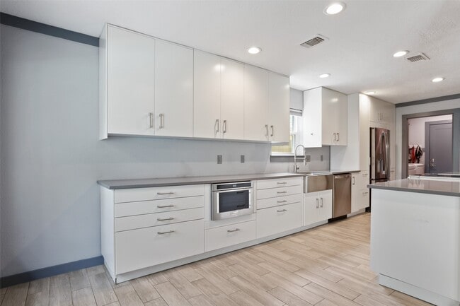 5839 Toddington Rd in Humble, TX - Building Photo - Building Photo