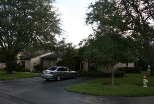 Tallywood Apartments in Sarasota, FL - Building Photo