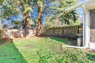 9720 SW Frewing St in Tigard, OR - Building Photo - Building Photo