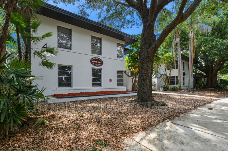 450 14th Ave N in St. Petersburg, FL - Building Photo