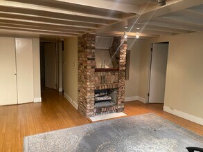 830 W Altgeld St in Chicago, IL - Foto de edificio - Building Photo